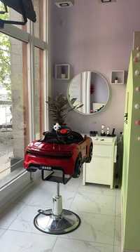 Sprzedania działający salon fryzjersko-kosmetyczny
