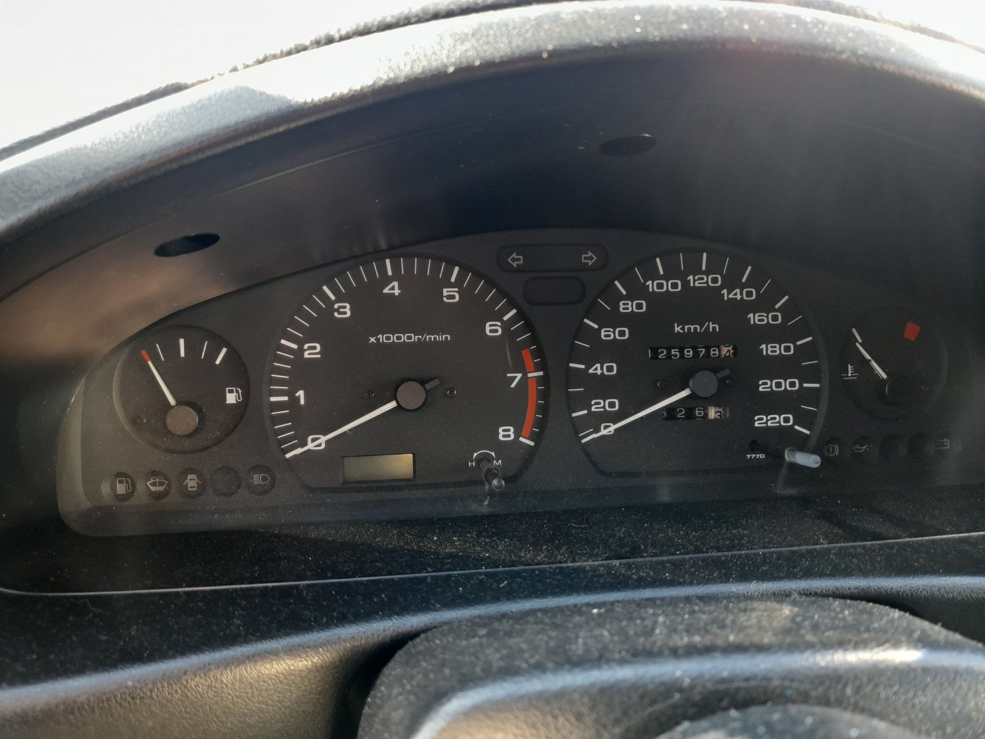 1993 Nissan Sunny 1.4 SLX N14 a Carburador para peças