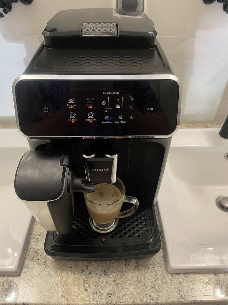 Ekspres do kawy Philips lattego