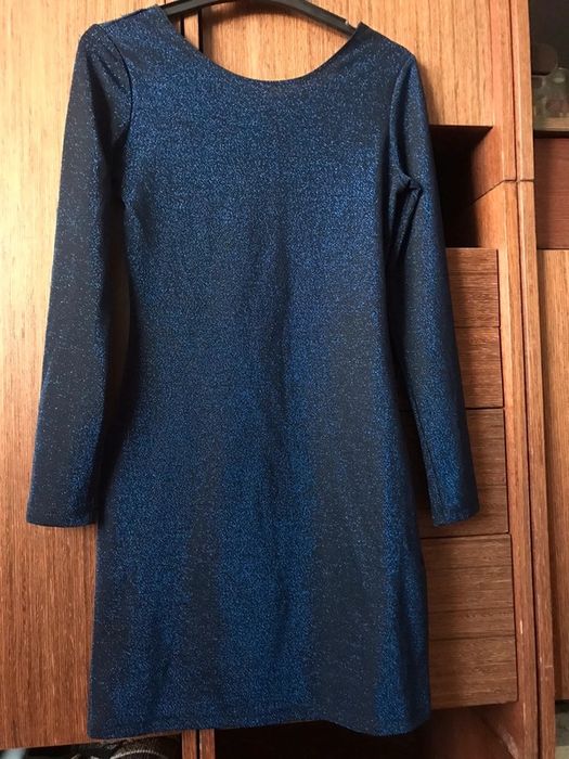 Elegancka błyszcząca karnawałowa sukienka 36