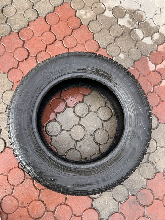 Nokian Tyres 215 60 r16 состояние как новое