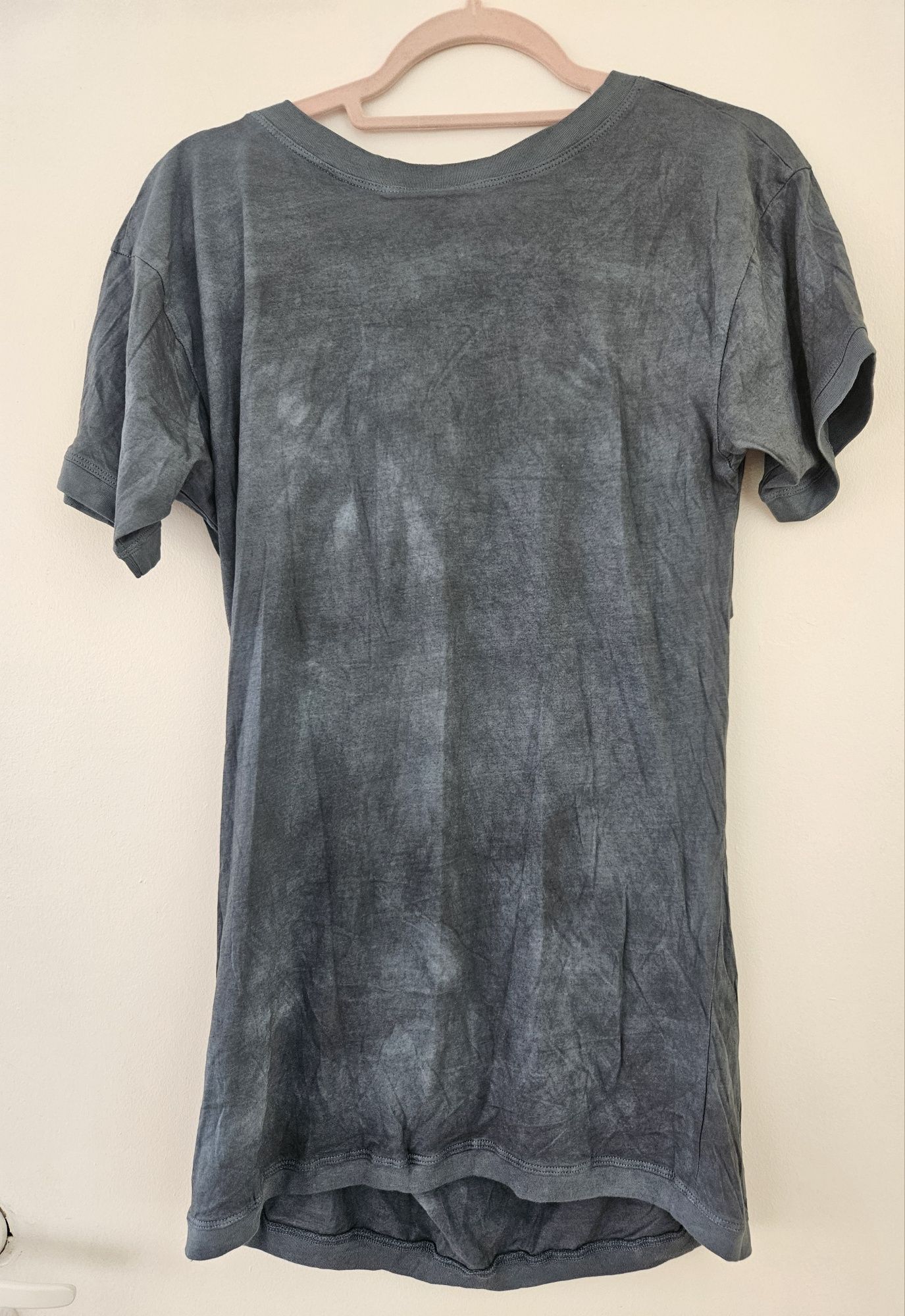 Szara grafitowa koszulka t-shirt Robert Kupisz