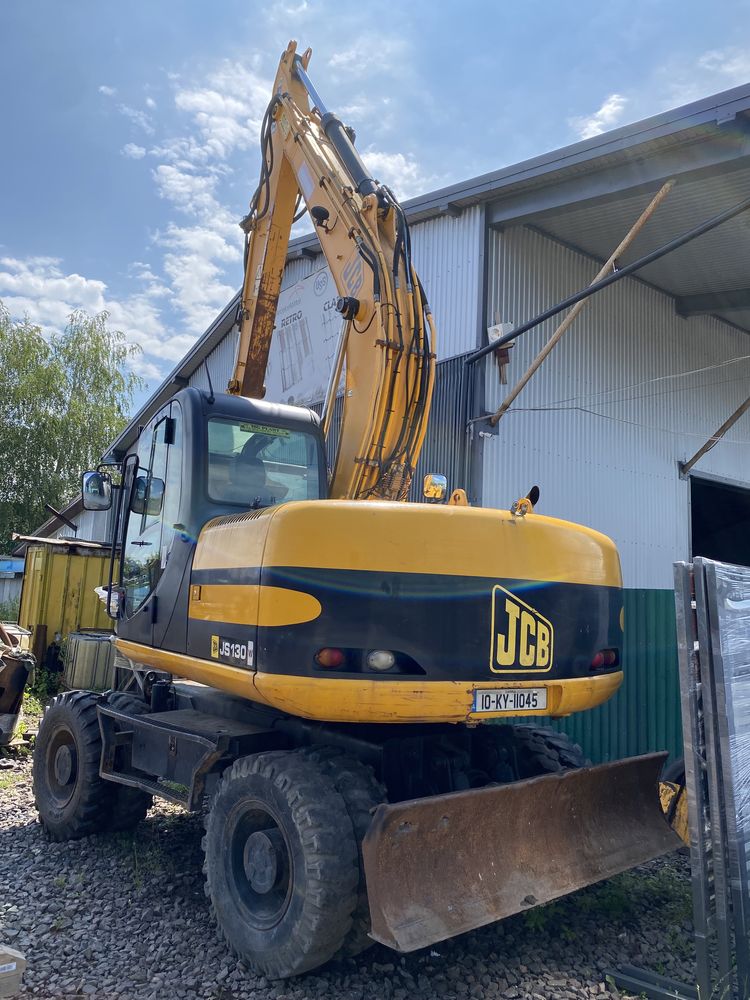 Екскаватор JCB JS 130 2009 рік.