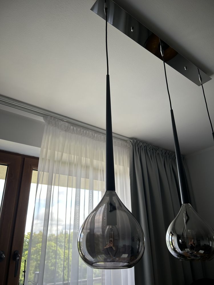 Gustowne lampy do salonu / jadalni