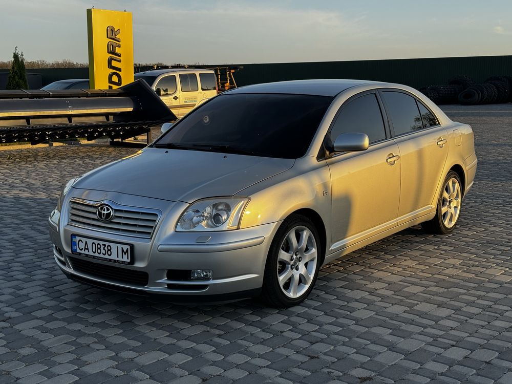 Продам Toyota Avensis