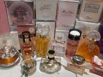 Парфуми Valentino Bvlgari  Prada Oscar De La Renta Ungaro Lolita