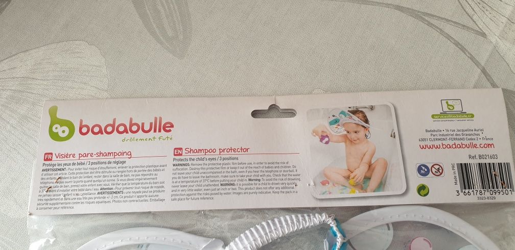 Protector de olhos para banho de bebé