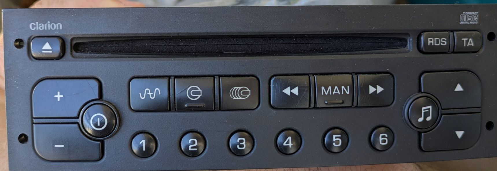 Autorradio Clarion PU-2471D(R)