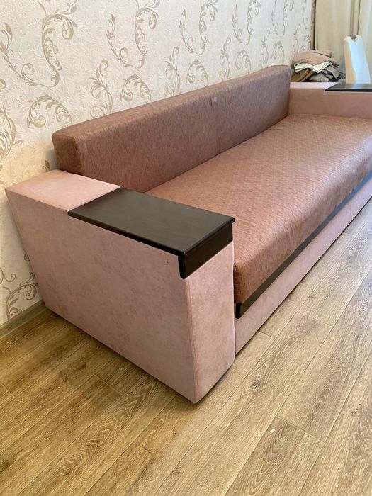 Диван еврокнижка, спал місце 160:200,прямий,самовивіз, торг