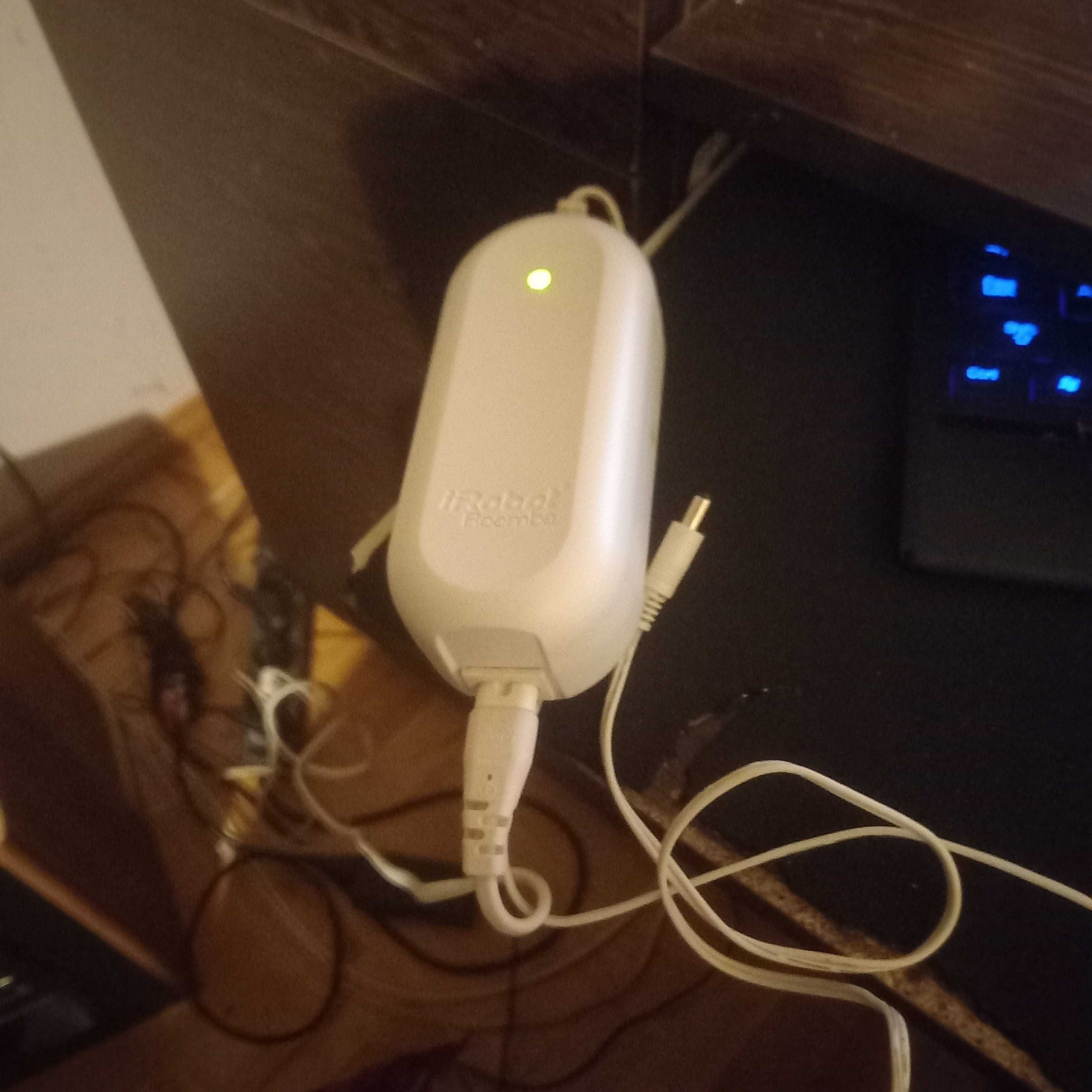 Zasilacz i Robot ROOMBA 17063