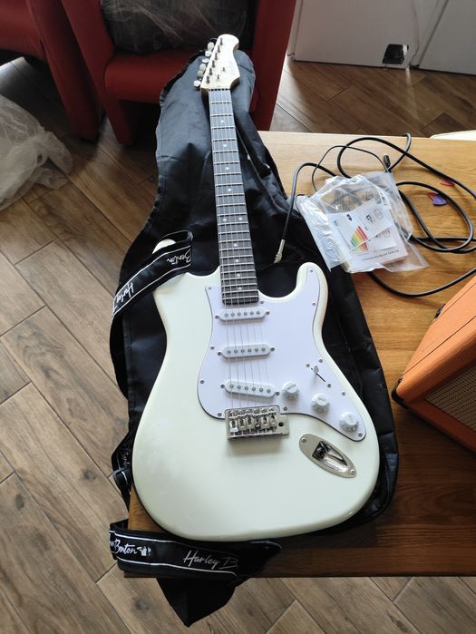 Електрогітара Harley Benton
