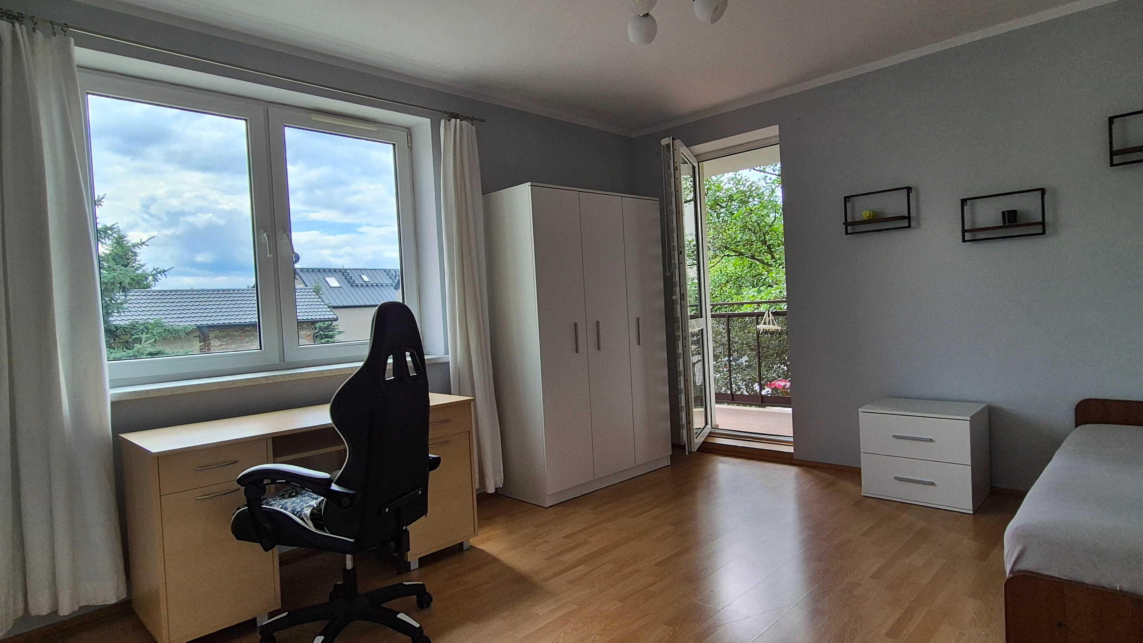 Do wynajęcia dwupokojowe/For rent a two-room apartment for 2-3 people