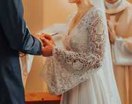 Suknia ślubna boho, koronka, szeroki rękaw, rozmiar S