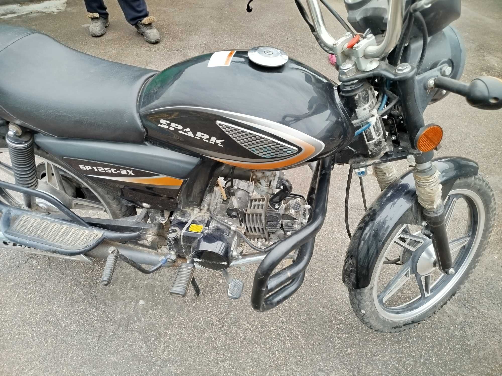 Мотоцикл спарк SPARK