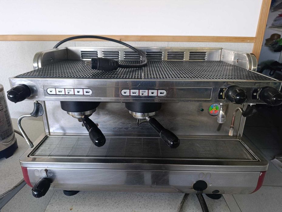 MAQUINA CAFE LA CIMBALI