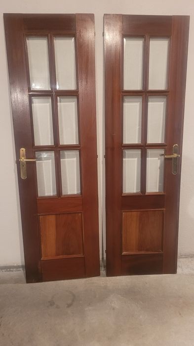 Porta madeira com vidros