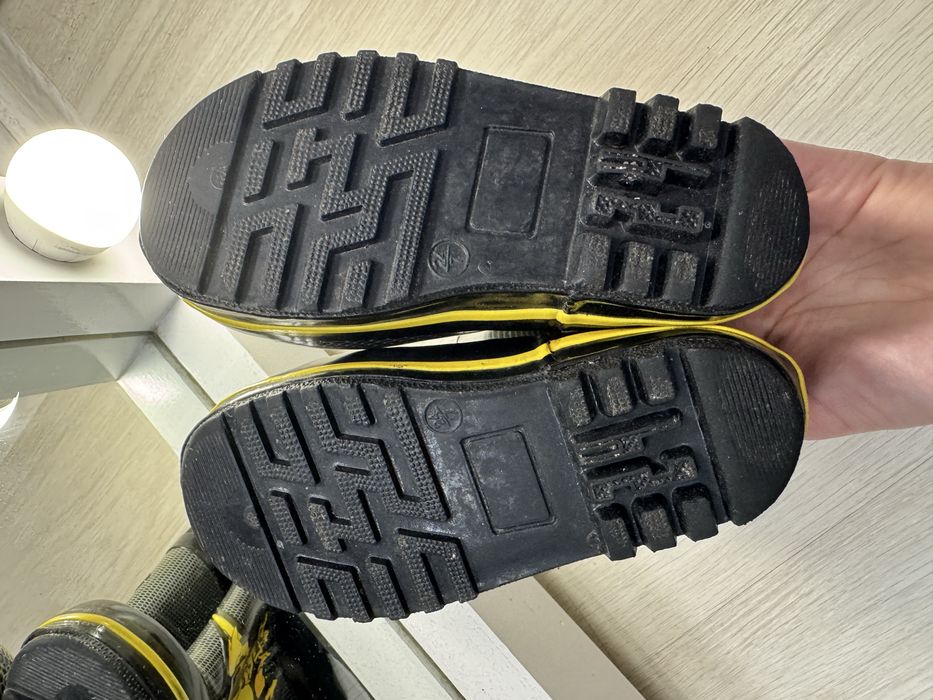 чоботи гумові утеплені