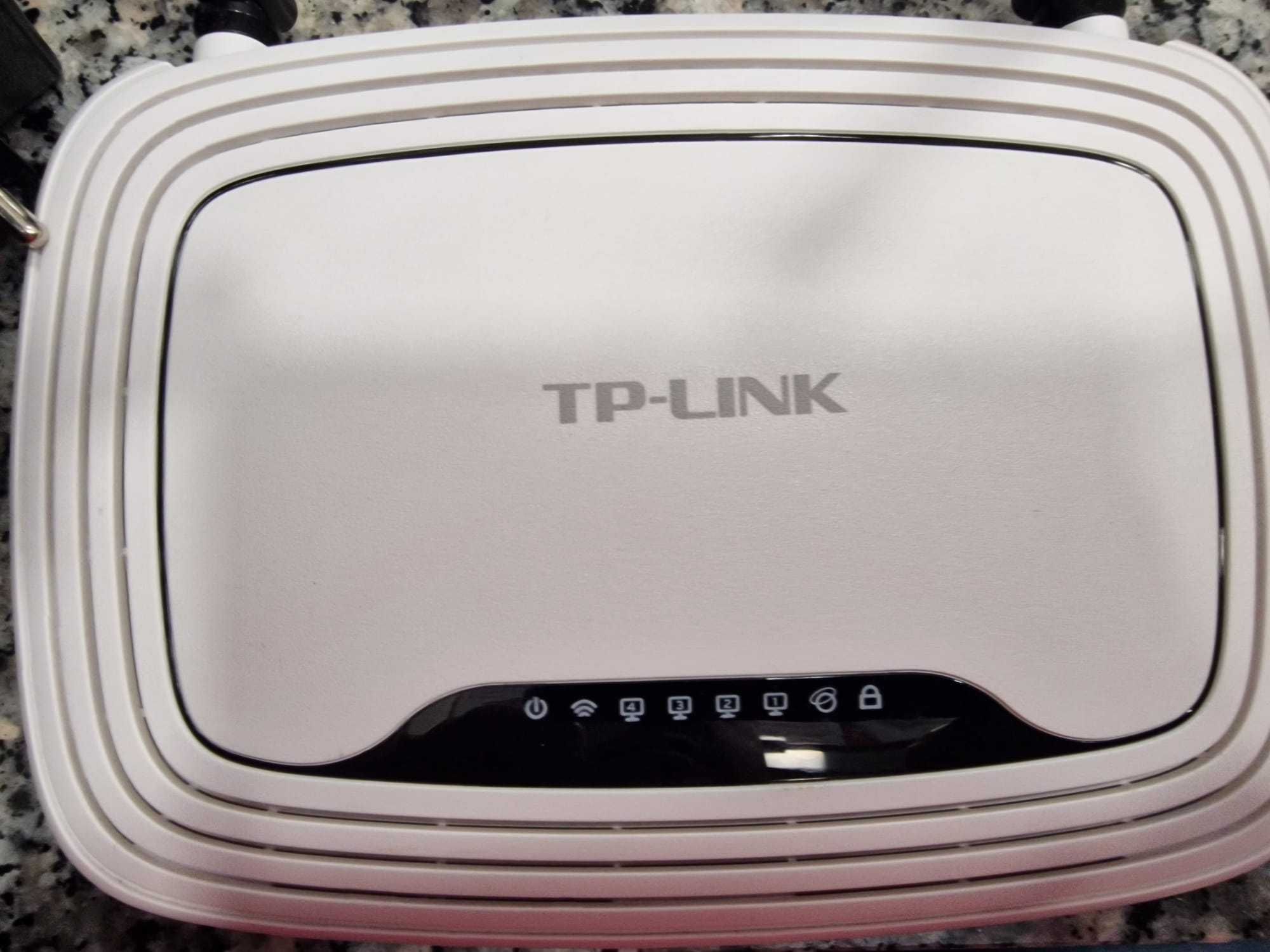 Router TP-LINK TL-WR841N