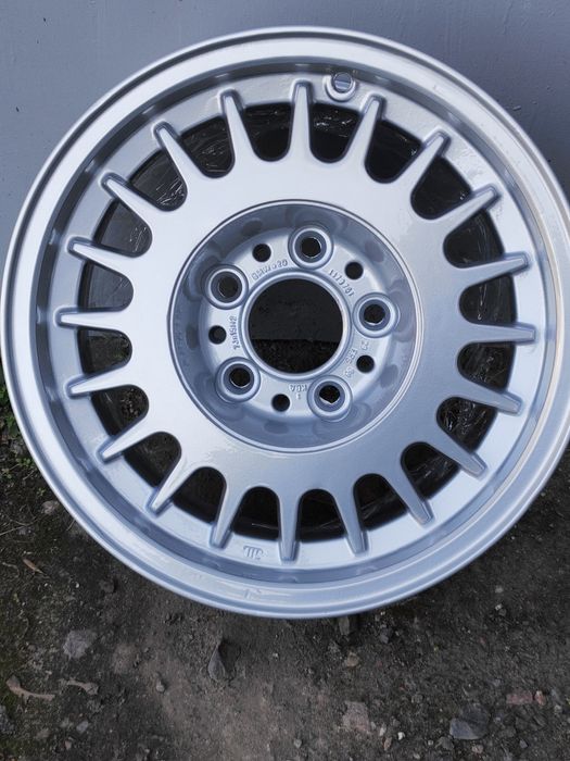 Продам Диск БМВ R15