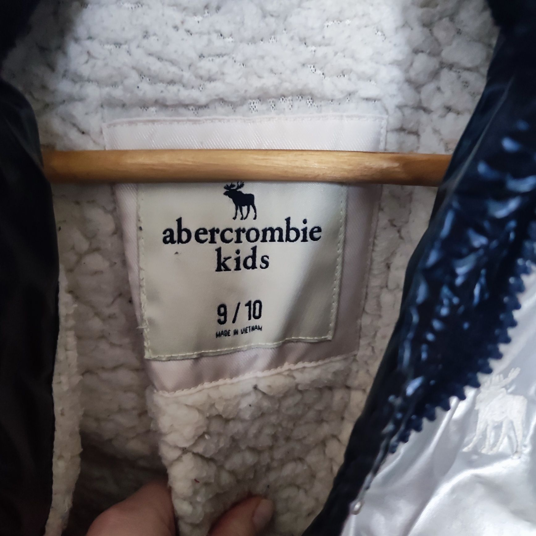 Kurtka zimowa Abercrombie ciepła 9 lat granatowa