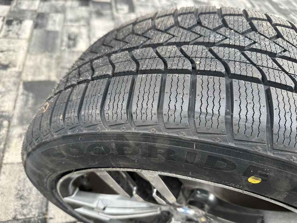 Goodride 275/40/19 pirelli 235/35/19