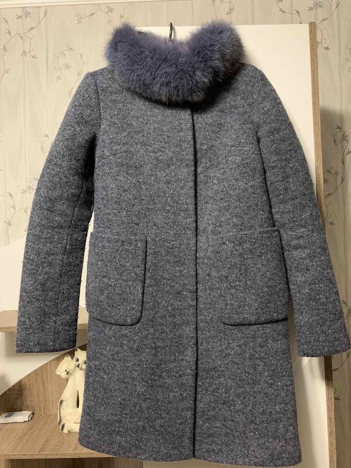 Пальто на дівчину