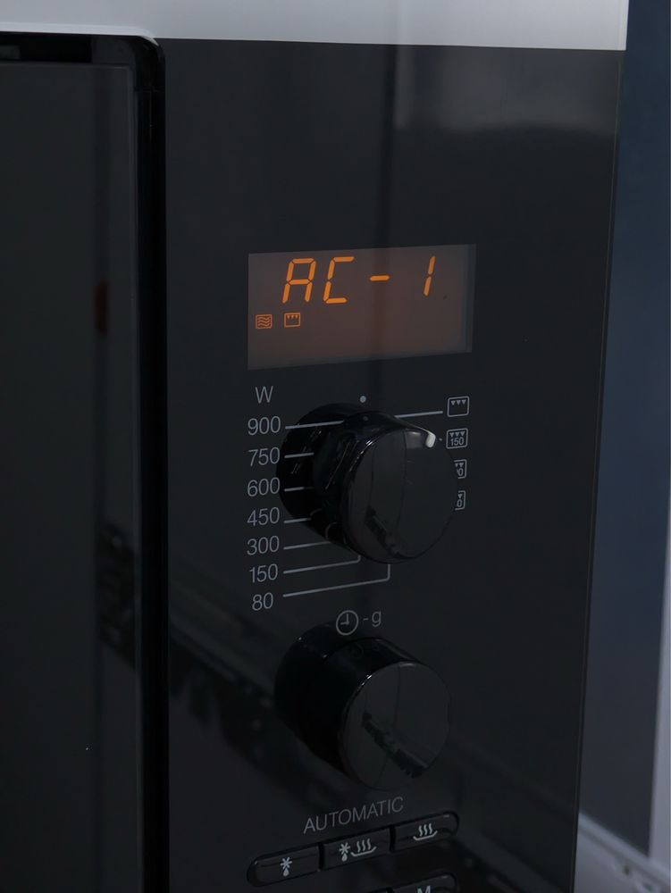 Вбудована мікрохвильовка Miele M8261/ 45см/ з грилем/ ІДЕАЛЬНИЙ стан