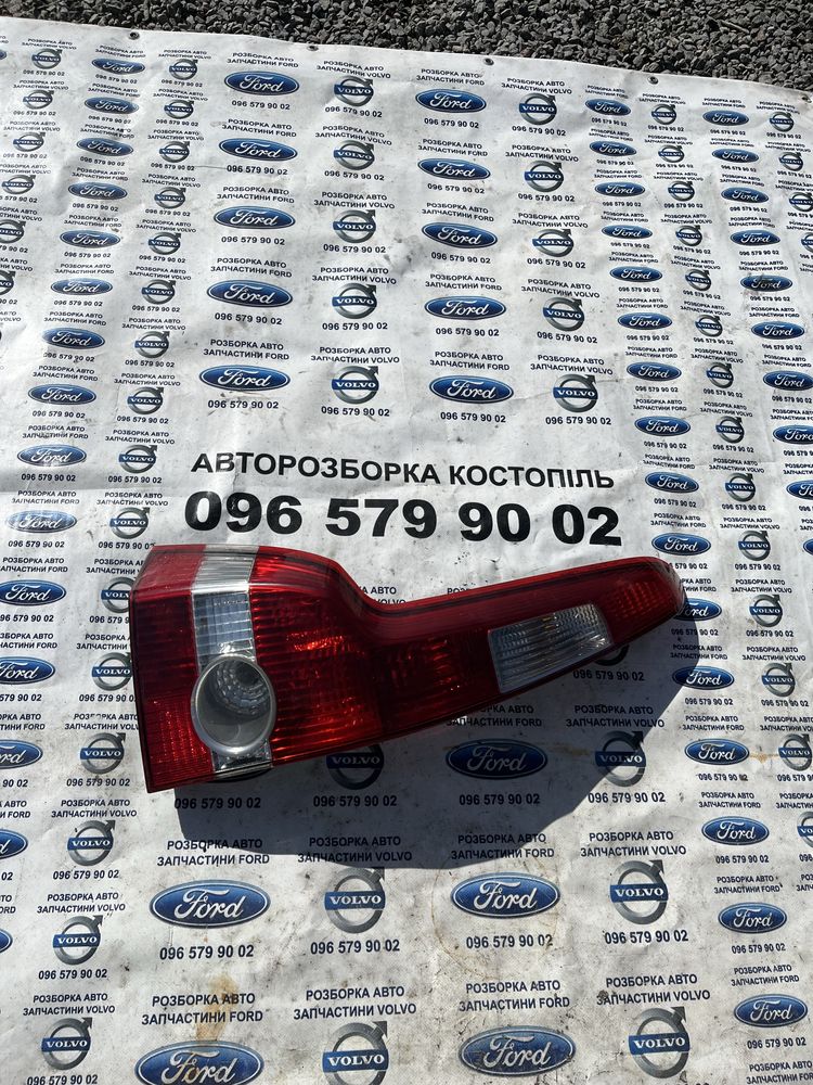 Фонарь задній прави лівий volvo v 50 до рест