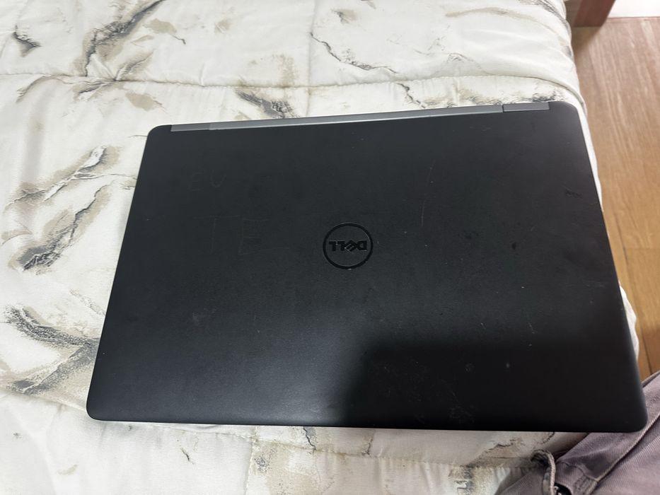 Portatil Dell i5