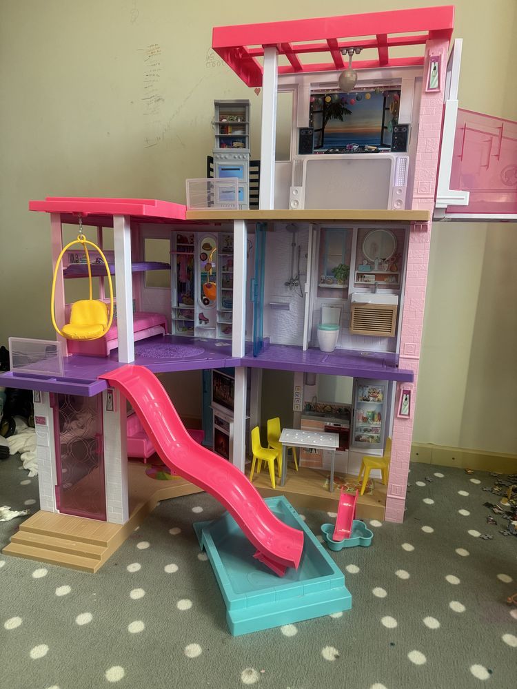 Domek dla Barbie Dreamhouse