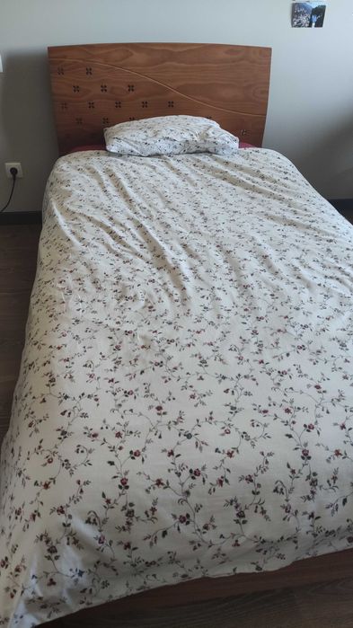 Conjunto de quarto solteiro/criança em madeira maciça