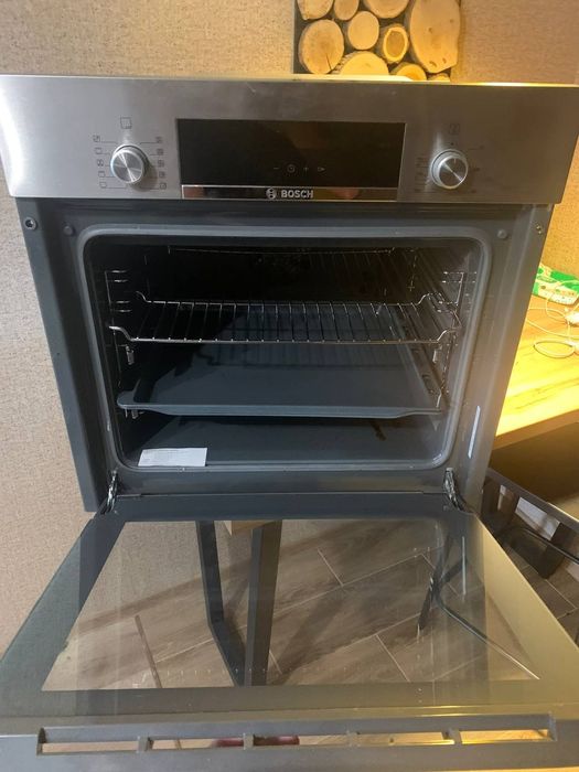 Духова шафа BOSCH HBJ558YS0Q