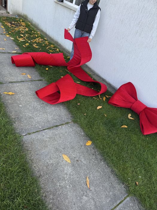 Бант на вітрину, бант на вхідні двері, бант на фасад будинку