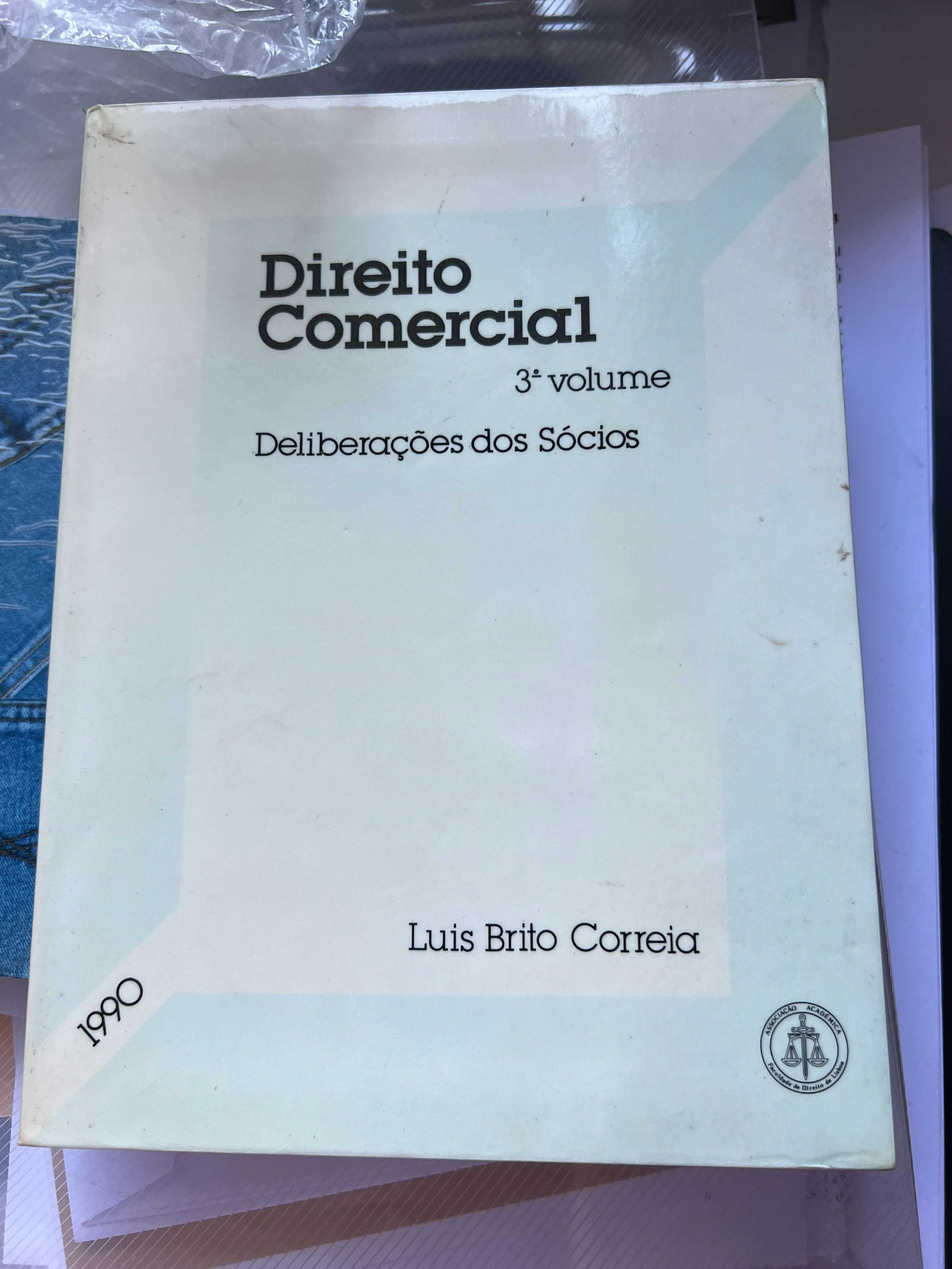 vendo varios livros direito