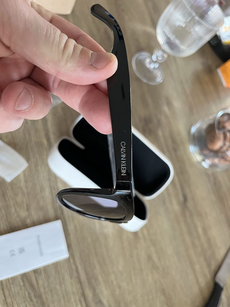 Okulary przeciwsloneczne  Calvin Klein