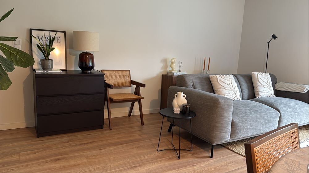 Sofa area store cinza minimal