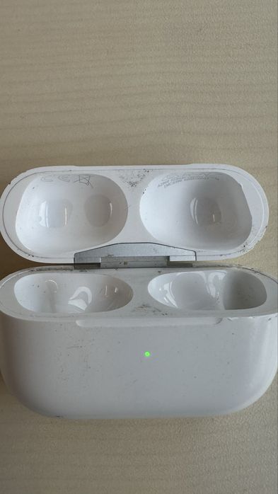 Apple AirPods Pro 3.