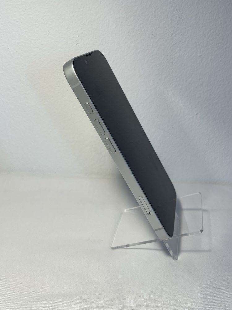 iPhone 16e 128 GB NOVO