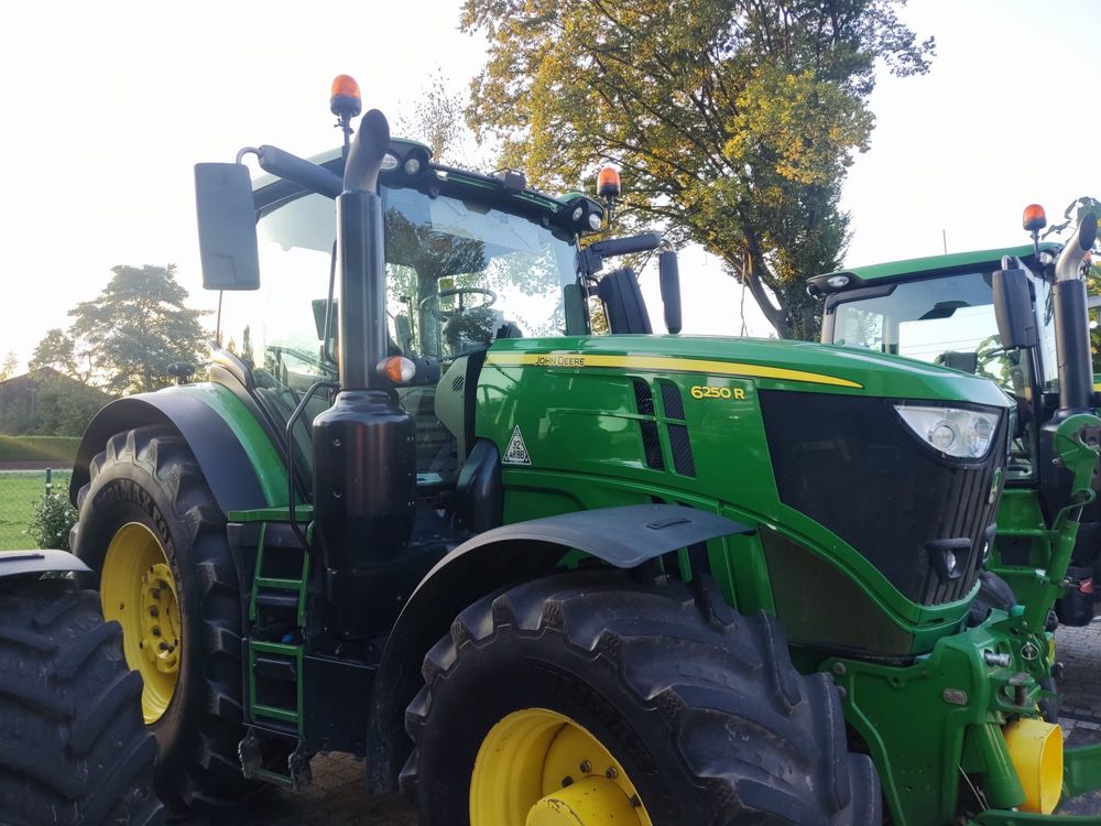 John deere 6250R Bogate wyposażenie Panorama