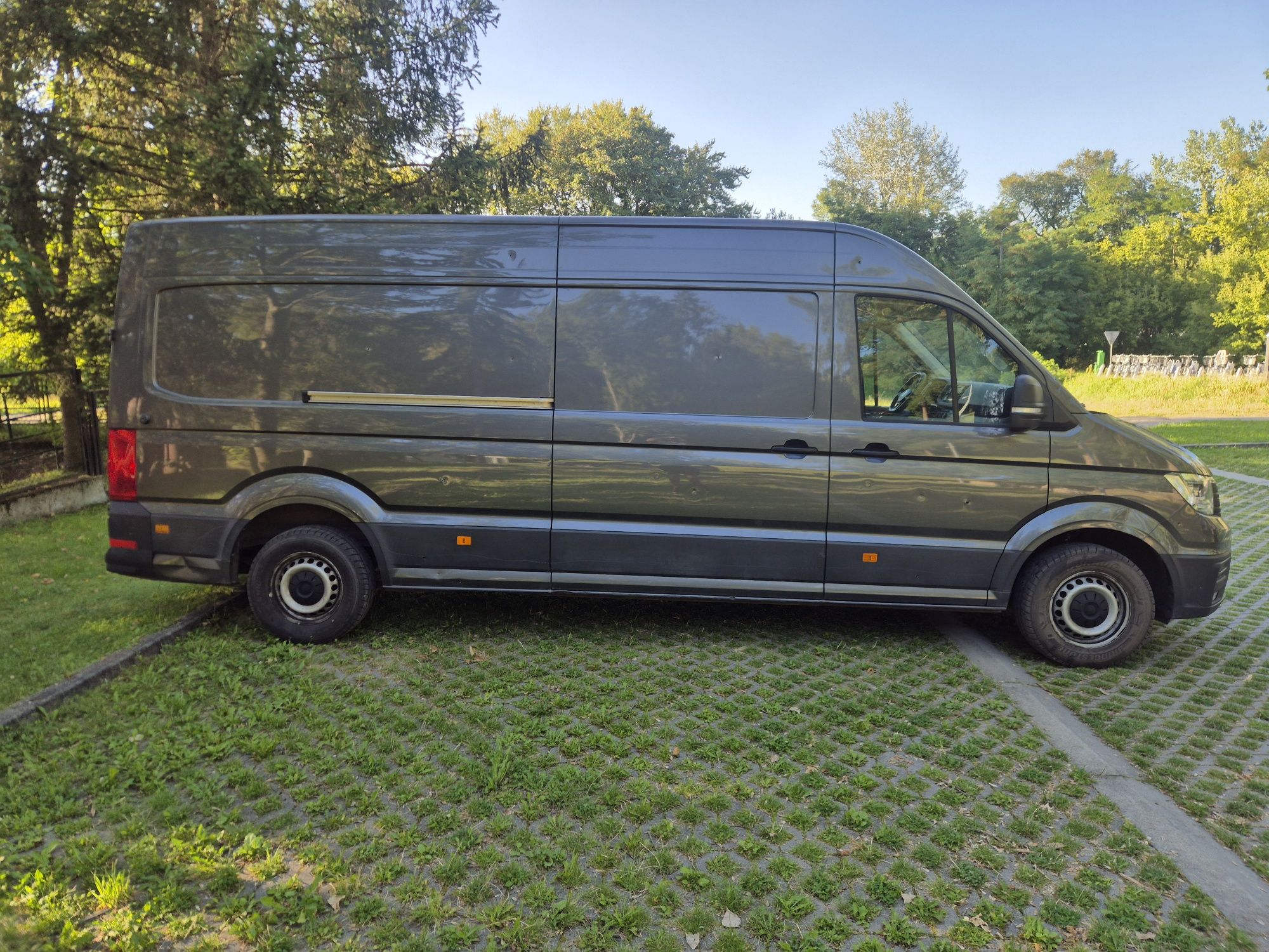 Volkswagen Crafter 2.0 salon PL 1wł2023r. Webasto Łóżko Camera man tge