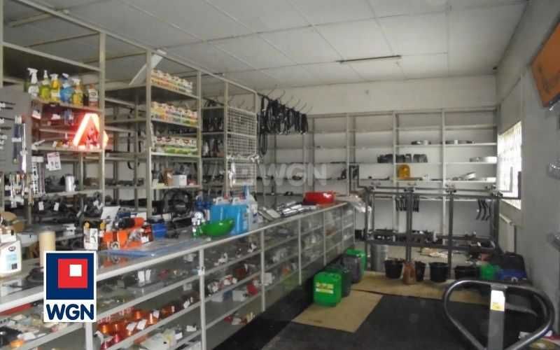 Budynek handlowy na sprzedaż