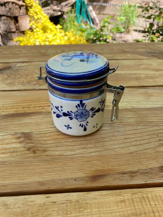 Porcelanowy słoik z klipsem, pojemnik