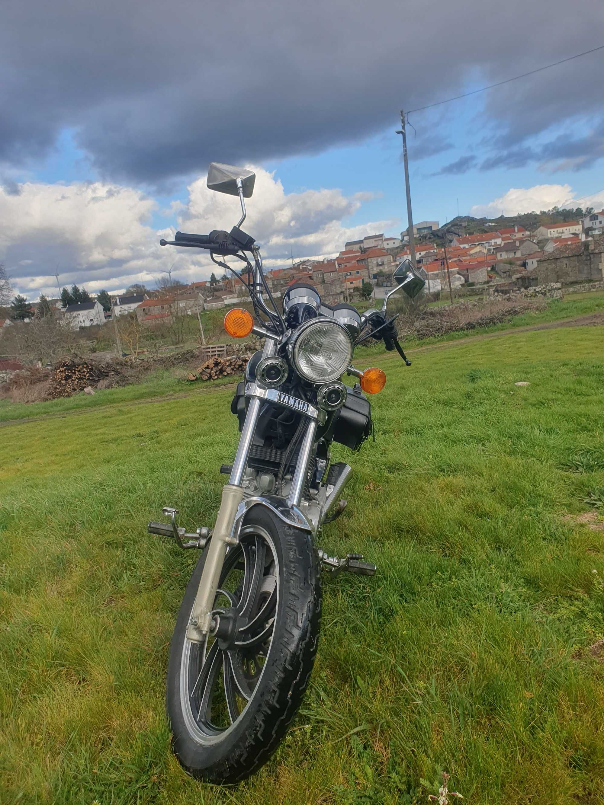 Yamaha virago xv 500