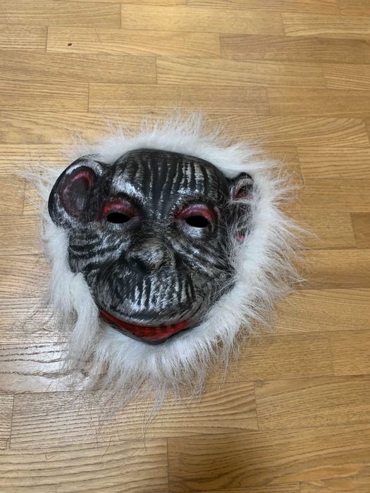 Маска обезьяны Кинг -Конг