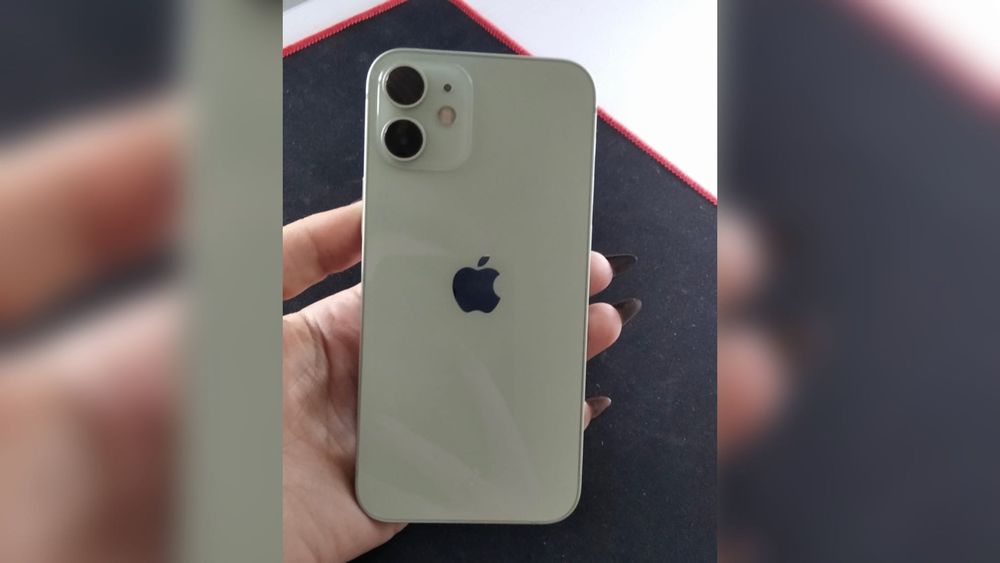 Iphone 12 mini  128GB (непрацює задня камера 1х) бірюзовий