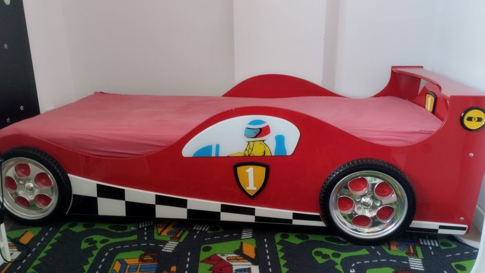 Łóżko samochód wyścigowy dla chłopca 100x200