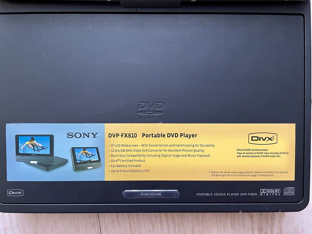 Дорожный портативный  DVD плеер Sony DVP-FX 810