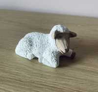 Używana figurka owca - kupując drugą rzecz, tańsza 50%