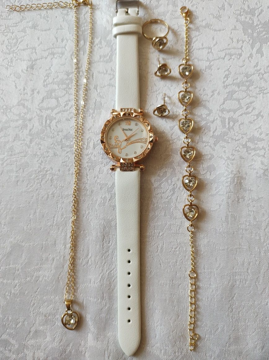 Piękny zestaw: zegarek,naszyjnik, bransoletka, kolczyki i pierścionek