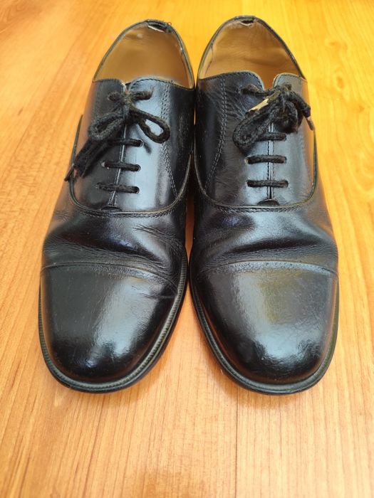 Sapato em pele modelo Colégio Militar Tamanho 38